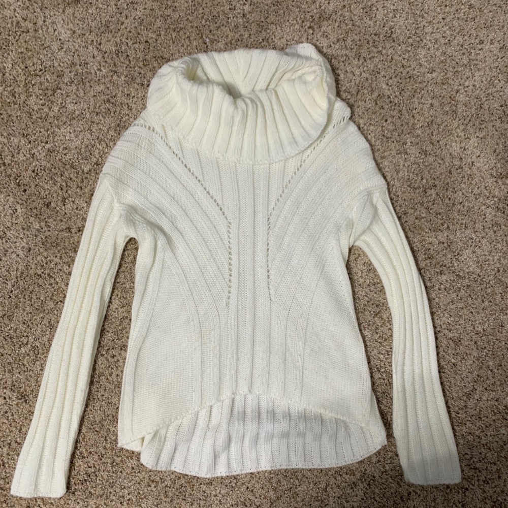 Women’s sweater